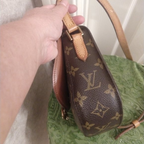 Louis Vuitton Monogram St Cloud PM Crossbody - Picture 6 of 16